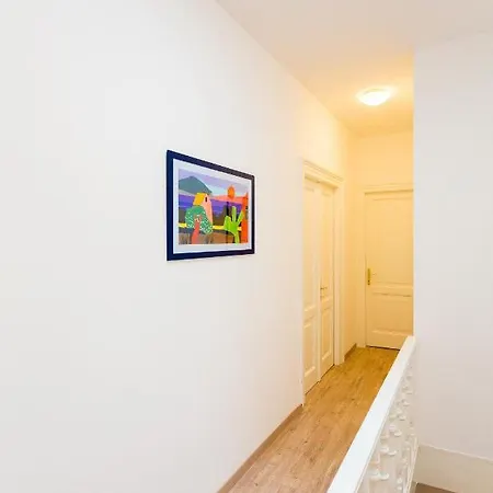 Misko Apartment *